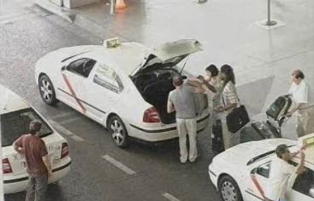  - Taxistas con tarifas abusivas