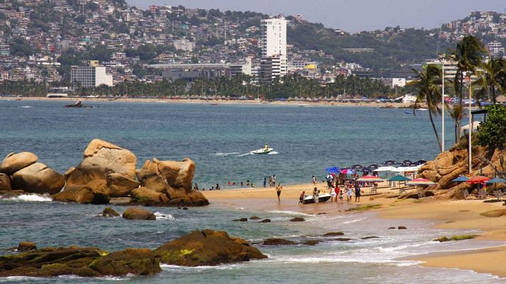 Telediario 1 - Vacaciones garantizadas tras cumplir los objetivos laborales