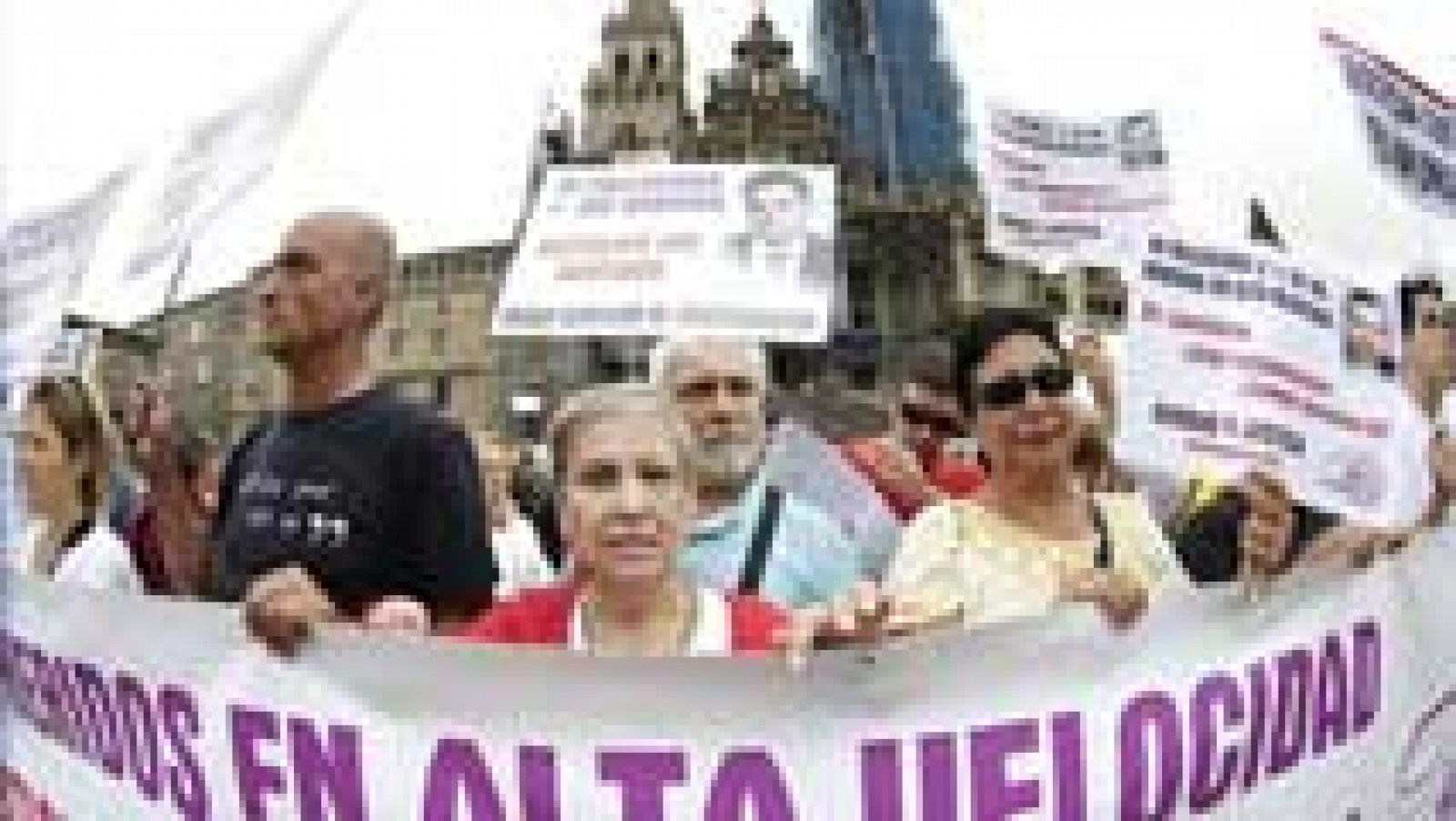 Telediario 1: Segundo aniversario del accidente de Santiago | RTVE Play