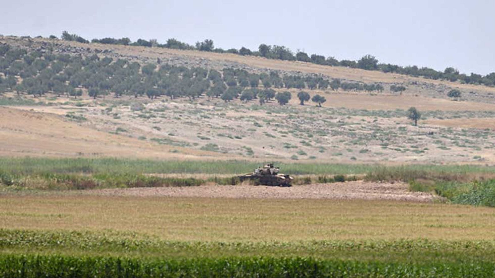 Turquía bombardea objetivos del Estado Islámico en Siria y de la guerrilla kurda en Irak