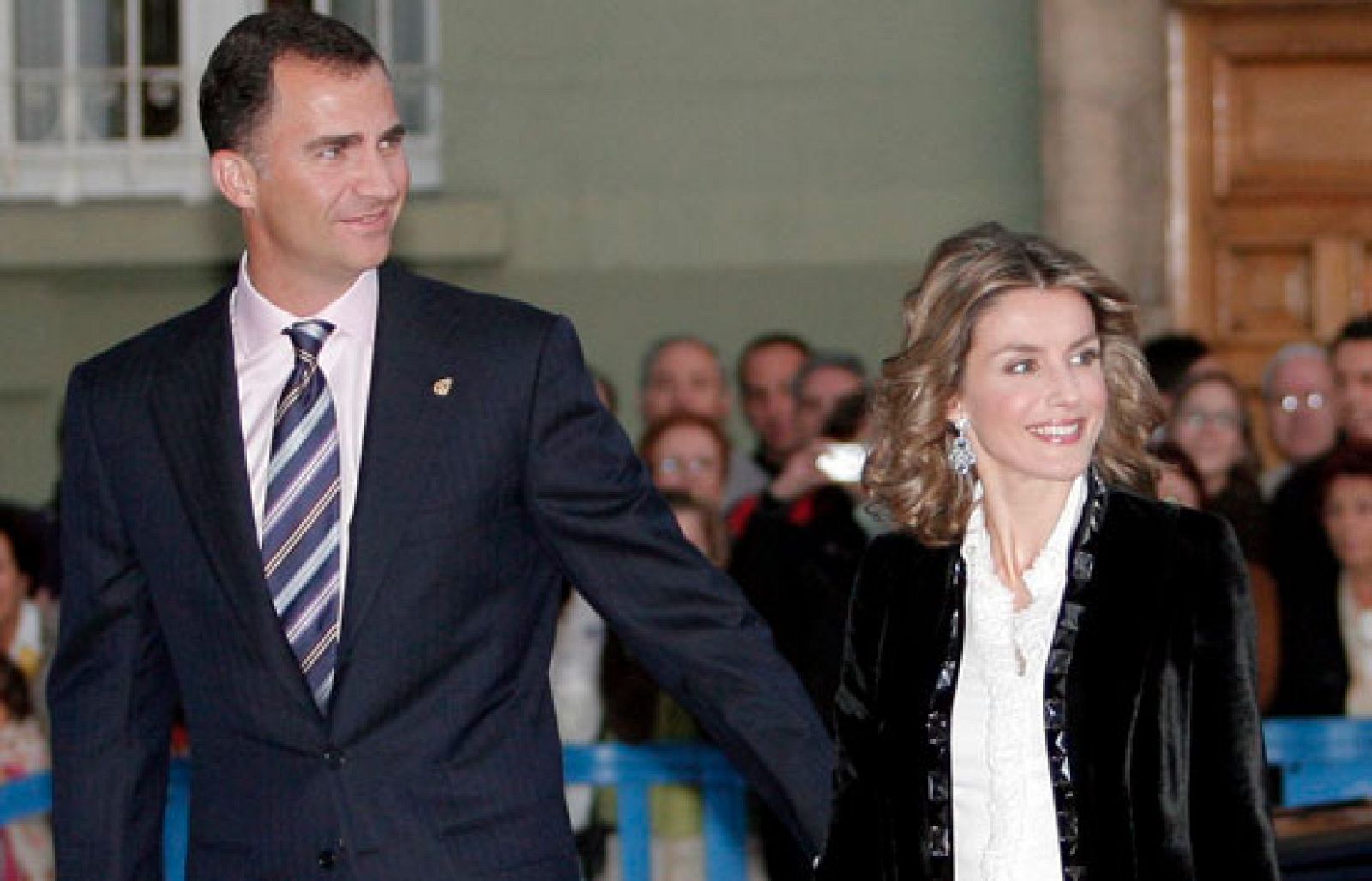 Oviedo lista para celebrar la entrega de Premios Príncipe de Asturias 2008 | Ver