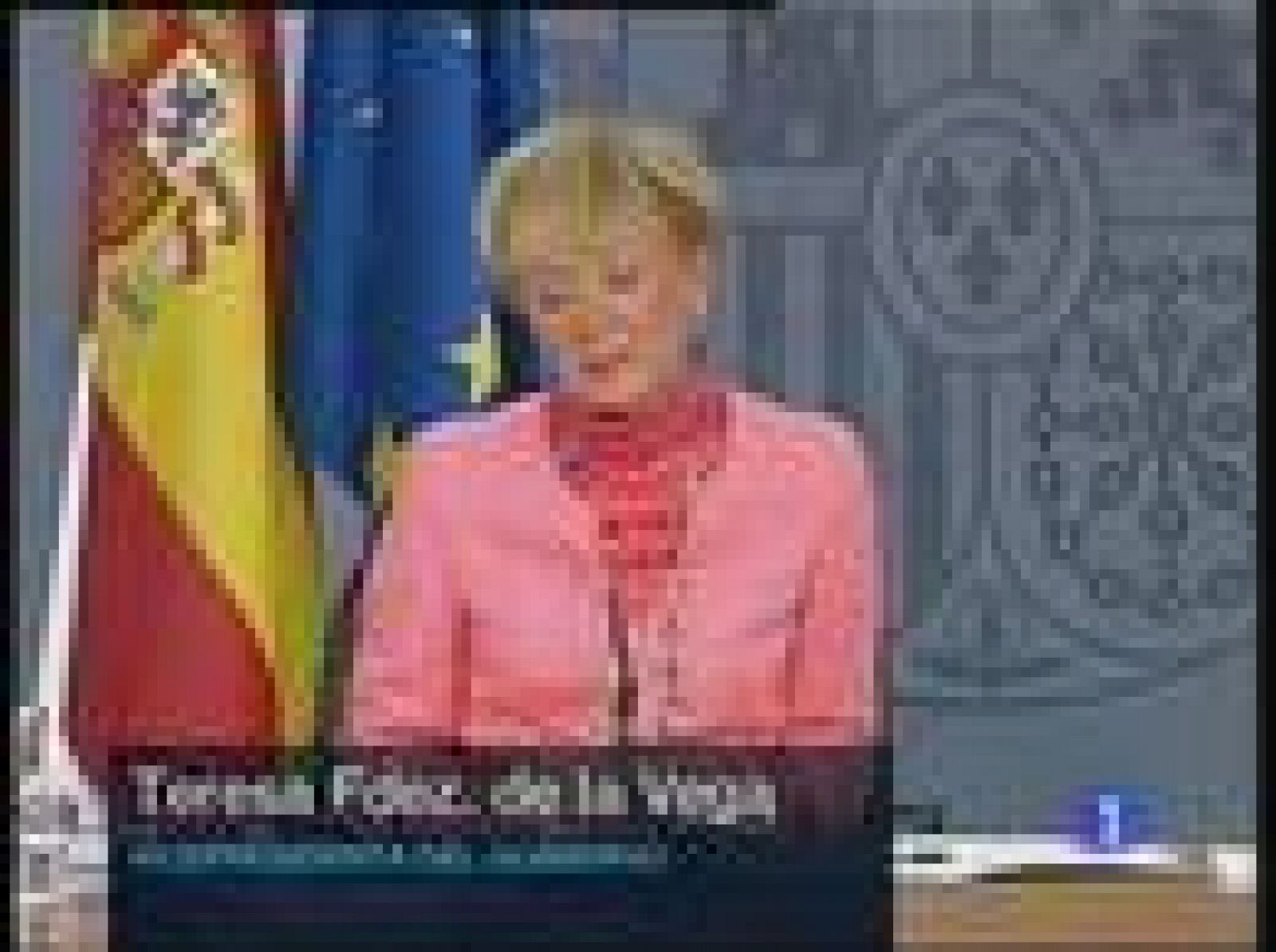 La vicepresidenta del Gobierno, María Tresa Fernández de la Vega, ha reconocido que la subida del desempleo en el tercer trimestre del año es un "mal dato" mientras sobre el PP dice que la crisis en España "se llama paro". 