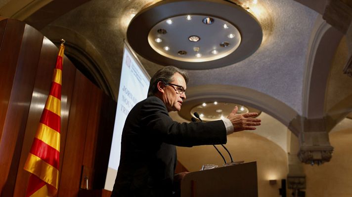 Telediario 1 - Mas tiene "a punto" la Hacienda catalana