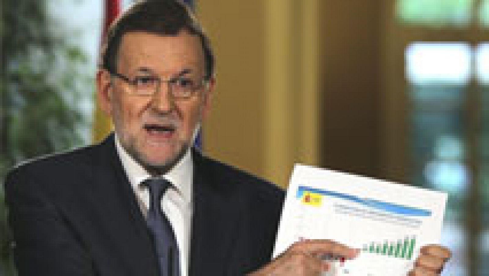 Telediario 1: Rajoy adelanta que las cuentas públicas de 2016 destinarán el 53% del gasto en políticas sociales | RTVE Play