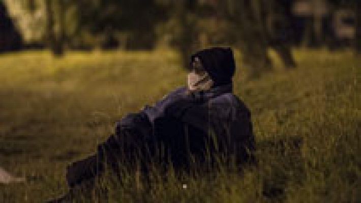 Telediario 1 - Mil inmigrantes intentaron entrar en el Eurotúnel del Canal de la Mancha la pasada noche