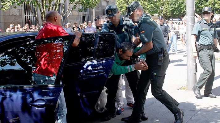 Telediario 1 - El presunto parricida pasa su primera noche en prisión