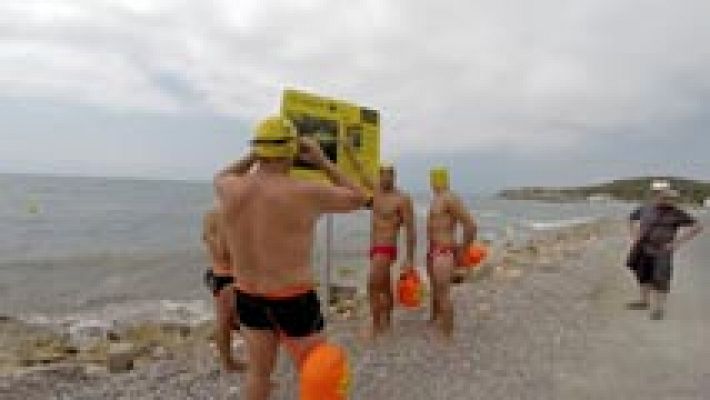 Estrenan tres recorridos para nadar a mar abierto en Sitges