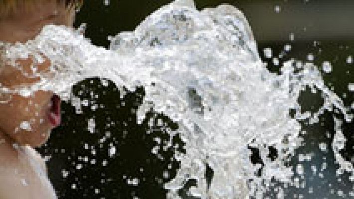 El tiempo - Chubascos fuertes en Navarra y Aragón, y más calor en el sur y sureste