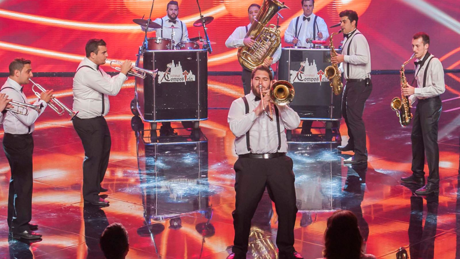 Insuperables - Charanga Compostela lleva la fiesta al plató