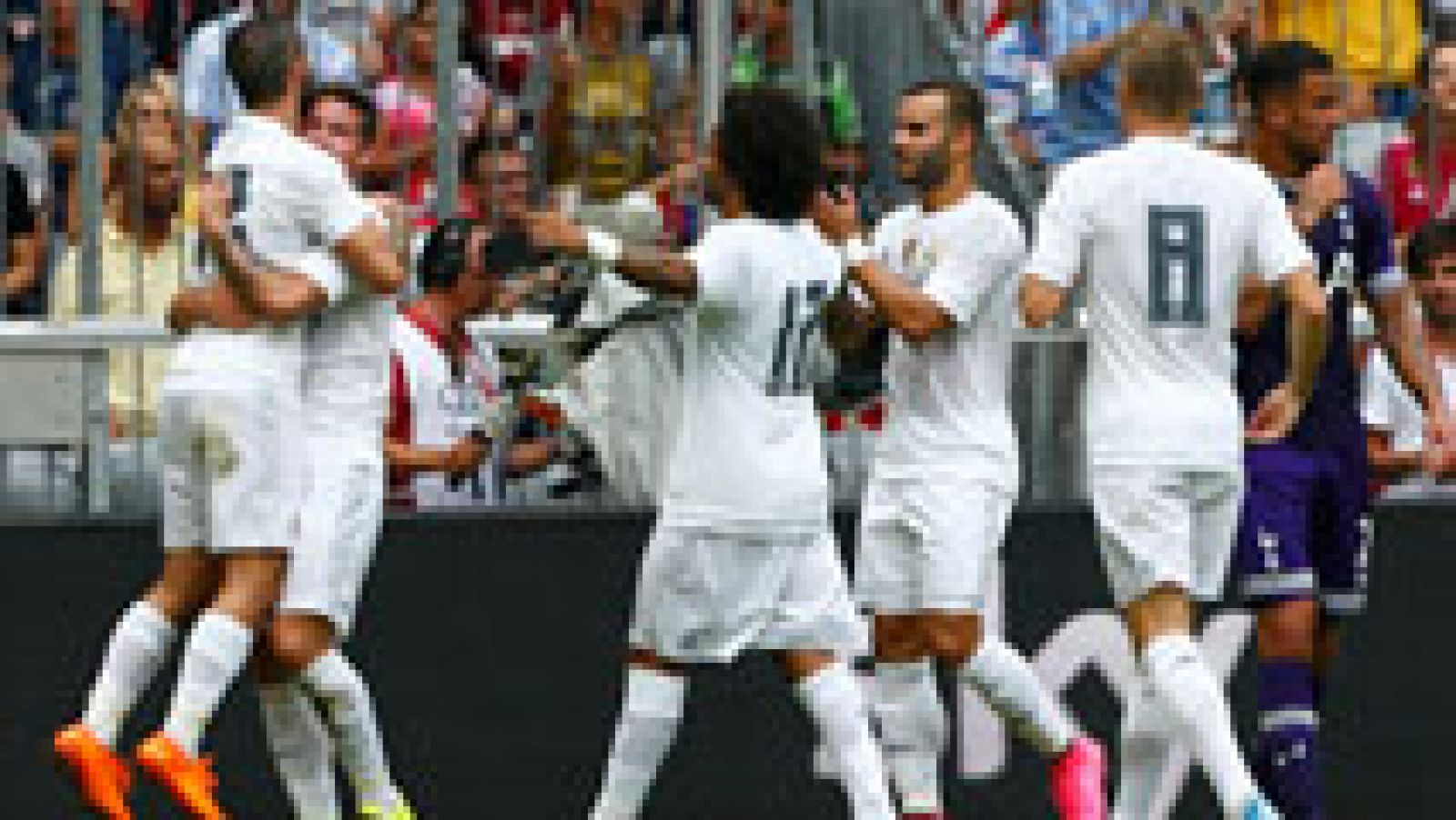 El Real Madrid sigue con su buena racha de victorias en esta pretemporada y su siguiente víctima ha sido el Tottenham de Javier Pochettino (2-0), en el primer partido de la Audi Cup, que se puede seguir en directo en RTVE. James y Bale pusieron los goles, uno en cada mitad.