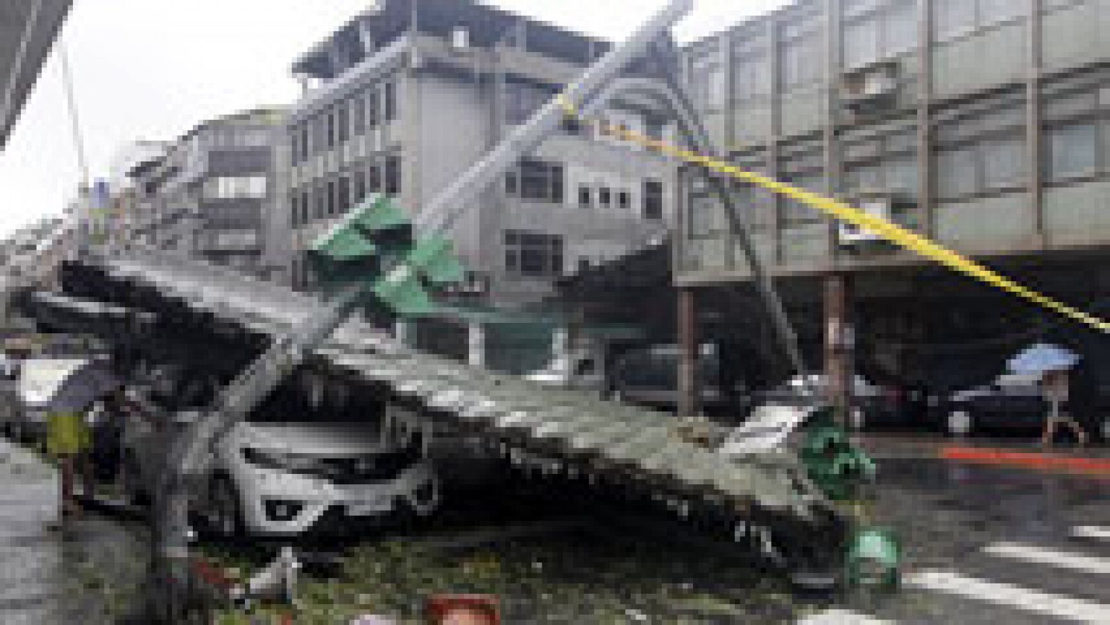 Informativo 24h: El tifón Soudelor deja cuatro muertos y un desaparecido en Taiwán | RTVE Play