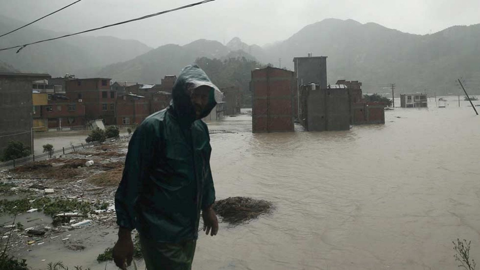 El tifón Soudelor deja a su paso por China 9 muertos y 3 desaparecidos