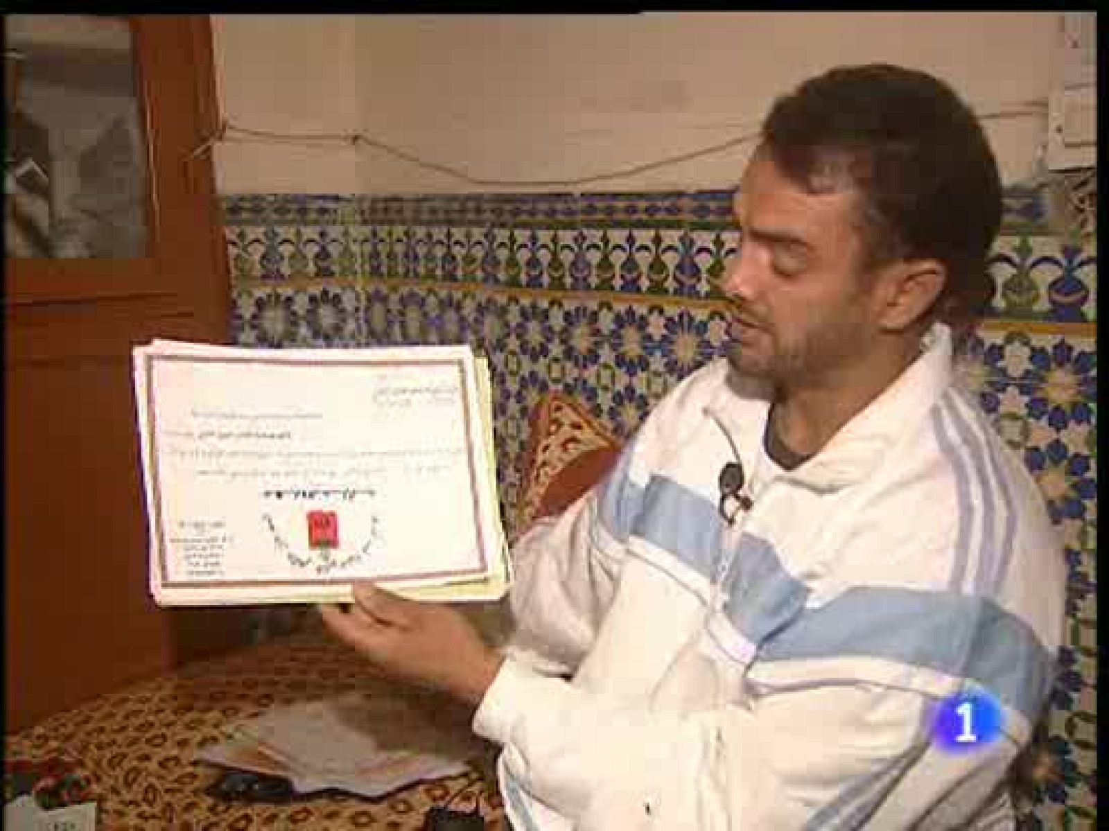 Encarcelan a un joven de Marruecos "por culé"