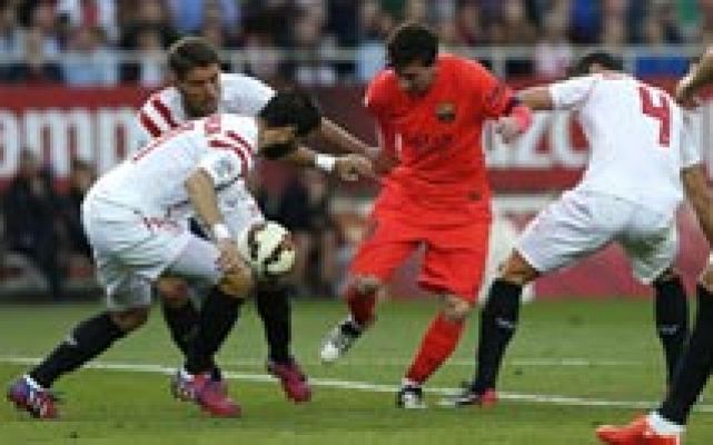 El Sevilla, con la defensa en cuadro