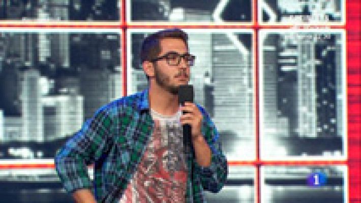 Jose Ortiz es un malagueño coplero de alta costura, combina 