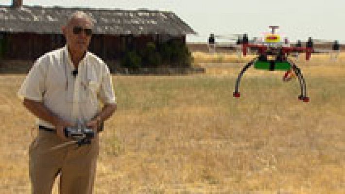 Telediario 1 - Multas de 200.000 euros por incumplir la normativa de drones