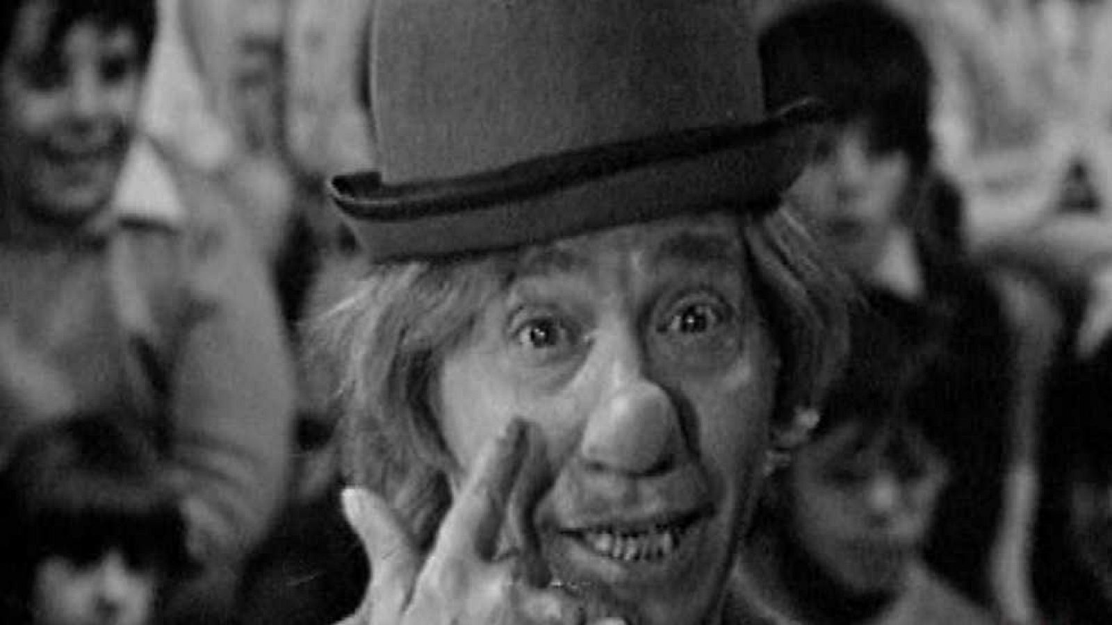 Los años del NO-DO - (1976) Suárez entra en escena - VER AHORA