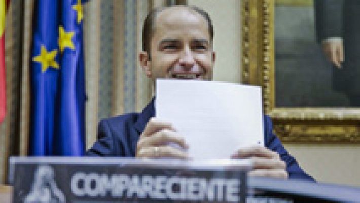 Telediario 1 - El Gobierno anuncia un nuevo plan para desempleados de larga duración