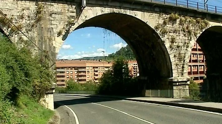 Telediario 1 - Investigan un posible caso de violencia de género en Bilbao