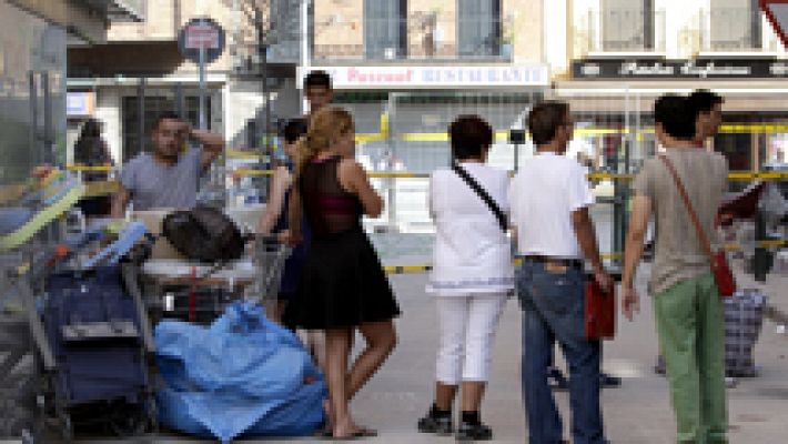 Telediario 1 - Los vecinos de Tetuán vuelven a casa a recoger sus cosas