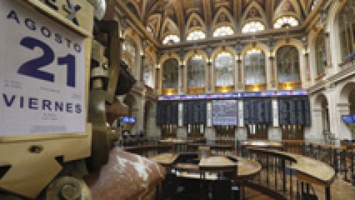 Telediario 1 - El adelanto electoral en Grecia y el debilitamiento económico global tumban a las Bolsas