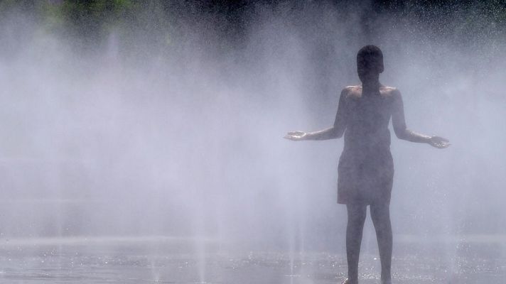 El tiempo - Trece provincias estarán en alerta por  viento y tormentas este domingo