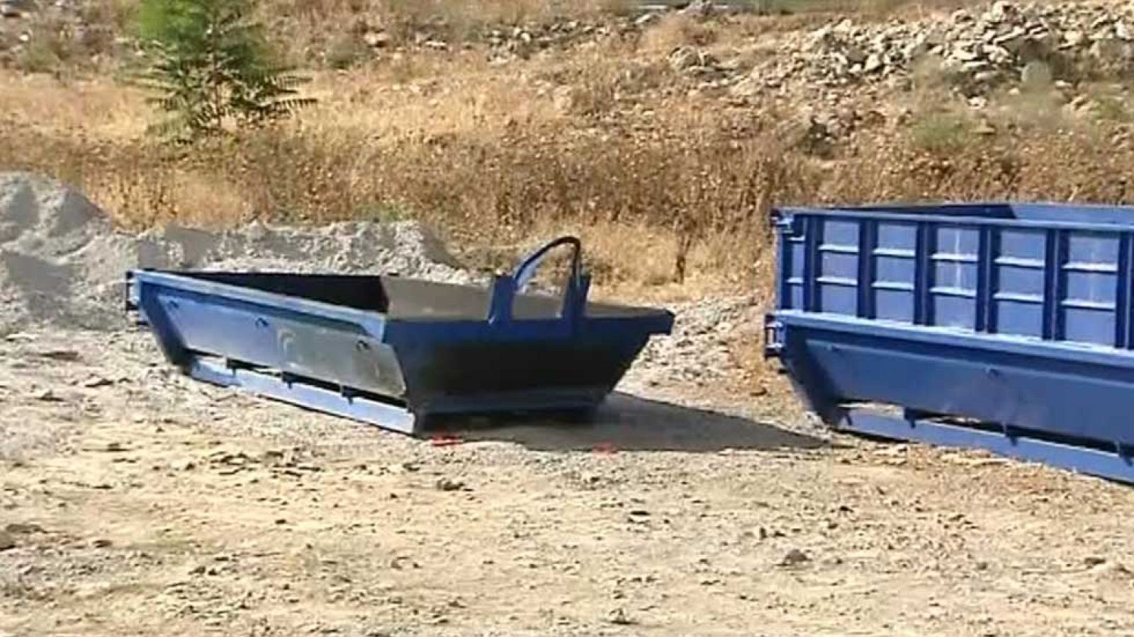 Encuentran el cadáver carbonizado de una mujer en un contenedor en Nerva, Huelva