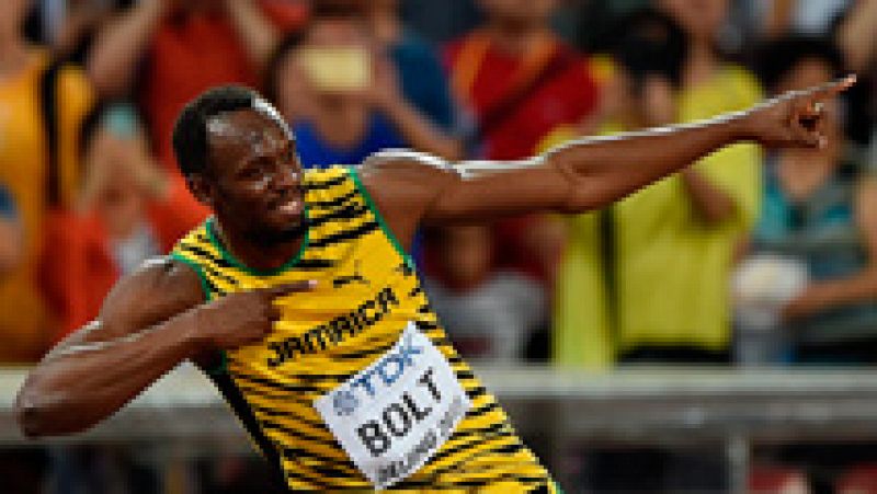 El corredor jamaicano Usain Bolt se ha proclamado campeón del  mundo de los 100 metros en el Estadio Nacional de Pekín, con un  tiempo de 9 segundos y 79 centésimas, por delante del gran favorito,  el estadounidense Justin Gatlin, y del canadiense An