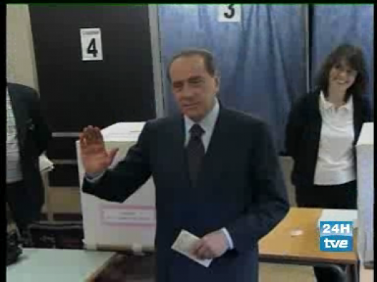 Segundo día de votaciones en Italia