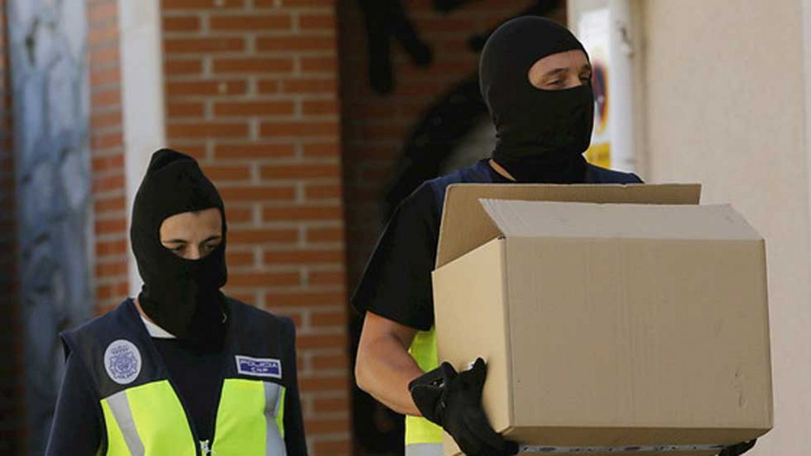 Telediario 1: Telediario 1 en 4' - 25/08/15 | RTVE Play