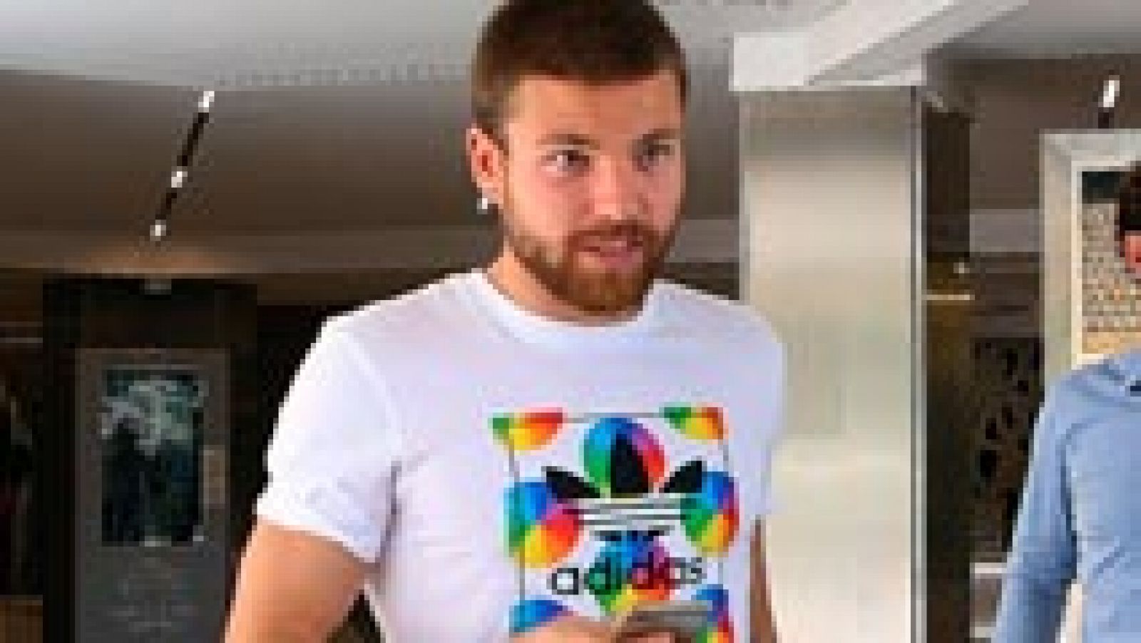 Telediario 1: Illarramendi regresa a la Real Sociedad | RTVE Play