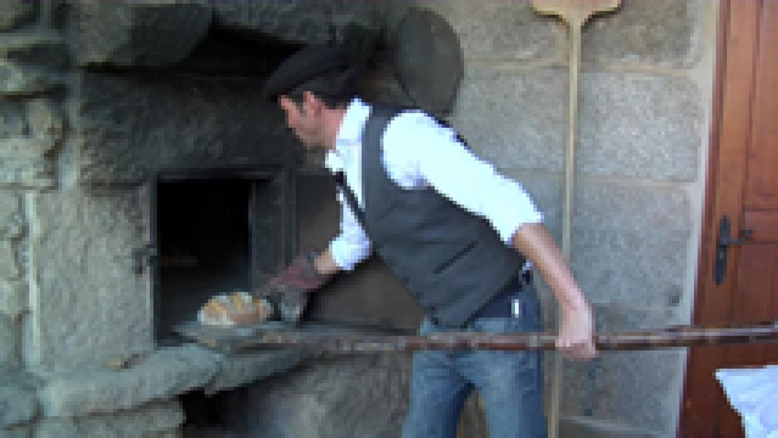 Aquí la Tierra: Juan Pablo, maestro panadero por un día | RTVE Play