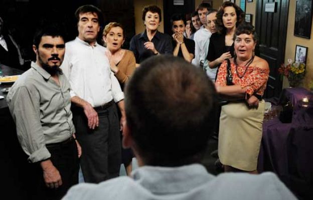 Amar en tiempos revueltos - Juanito en libertad