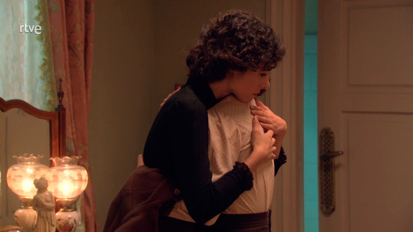 Seis hermanas - Capítulo 87 - Ver ahora