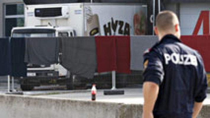 Varios detenidos por la muerte de 71 refugiados en un camión en Austria