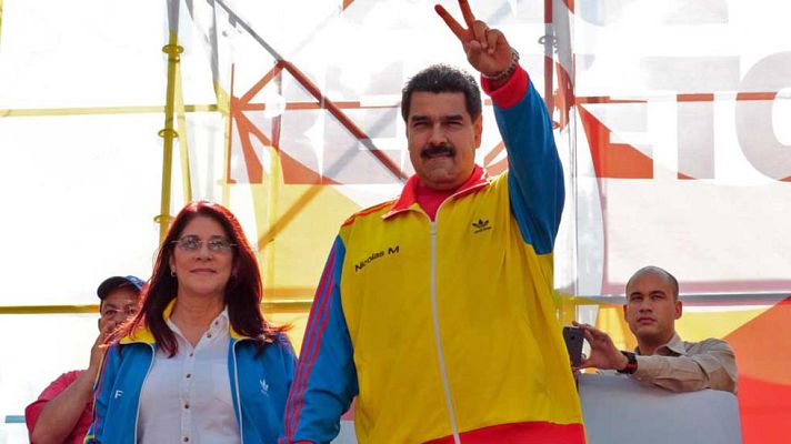 Telediario 1 - Maduro pedirá investigar lo que está pasando en la frontera