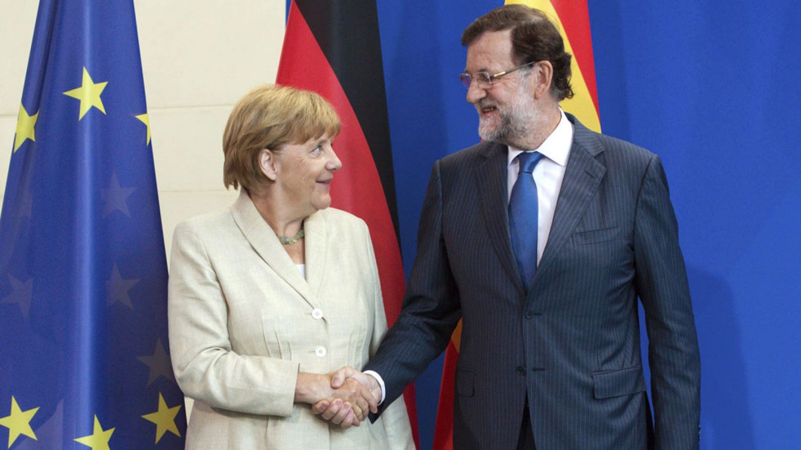 Merkel respalda al gobierno de Rajoy y pide a Mas que respete los pactos de integridad territorial