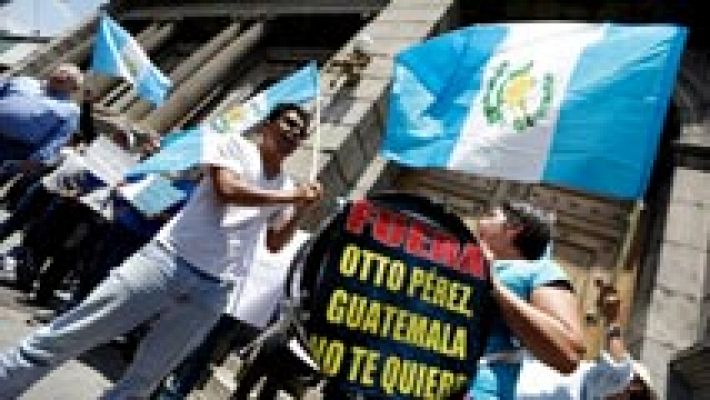 Telediario 1 - El Congreso de Guatemala retira la inmunidad al presidente