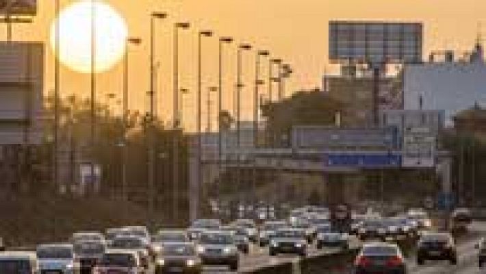 Telediario 1 - Suben un 2% los muertos en carreteras en verano y bajan un 2 % en lo que va de año