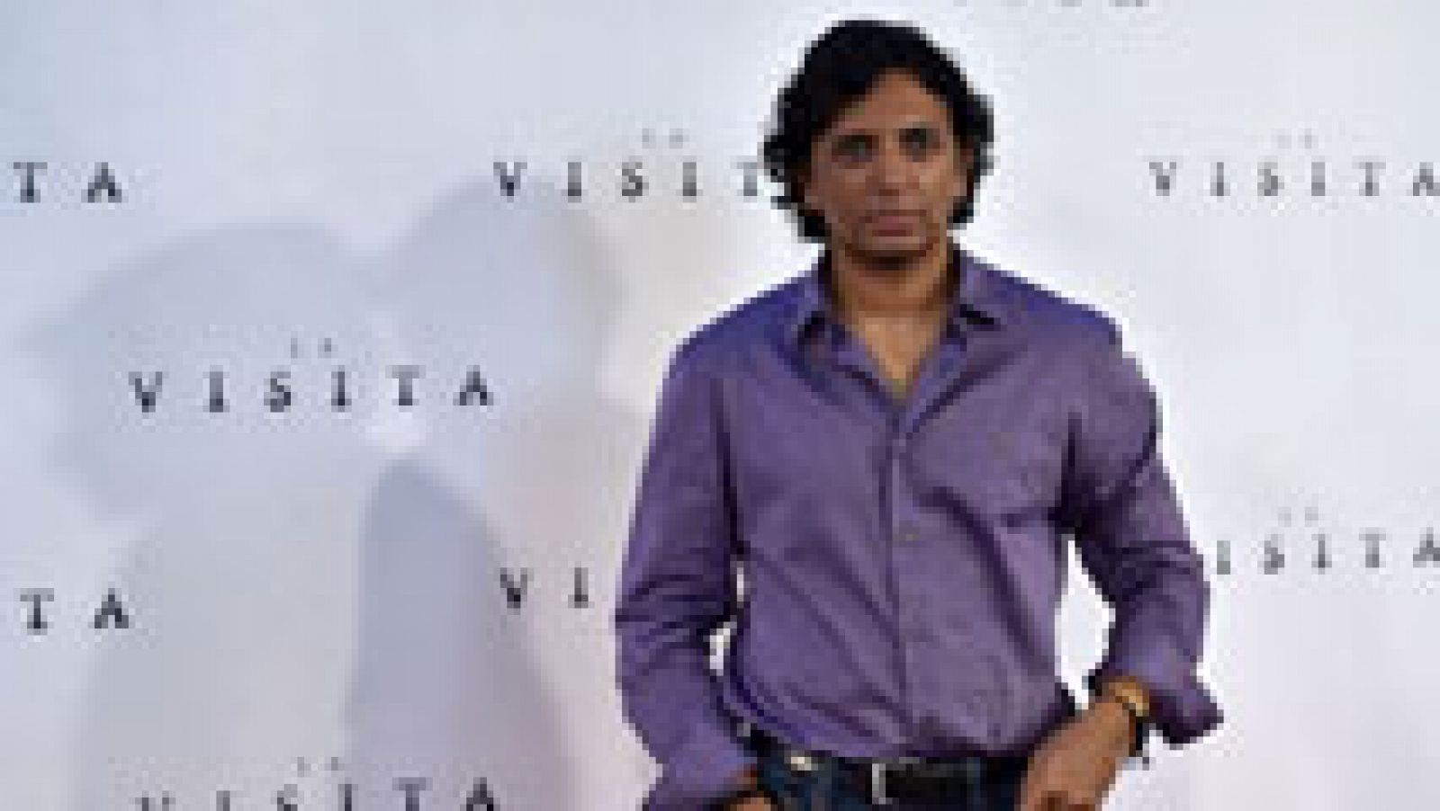 Telediario 1: M. Night Shyamalan presenta su nueva película, 'La visita' | RTVE Play