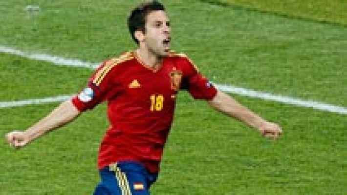 El primer gol de Alba con la Roja, en el recuerdo