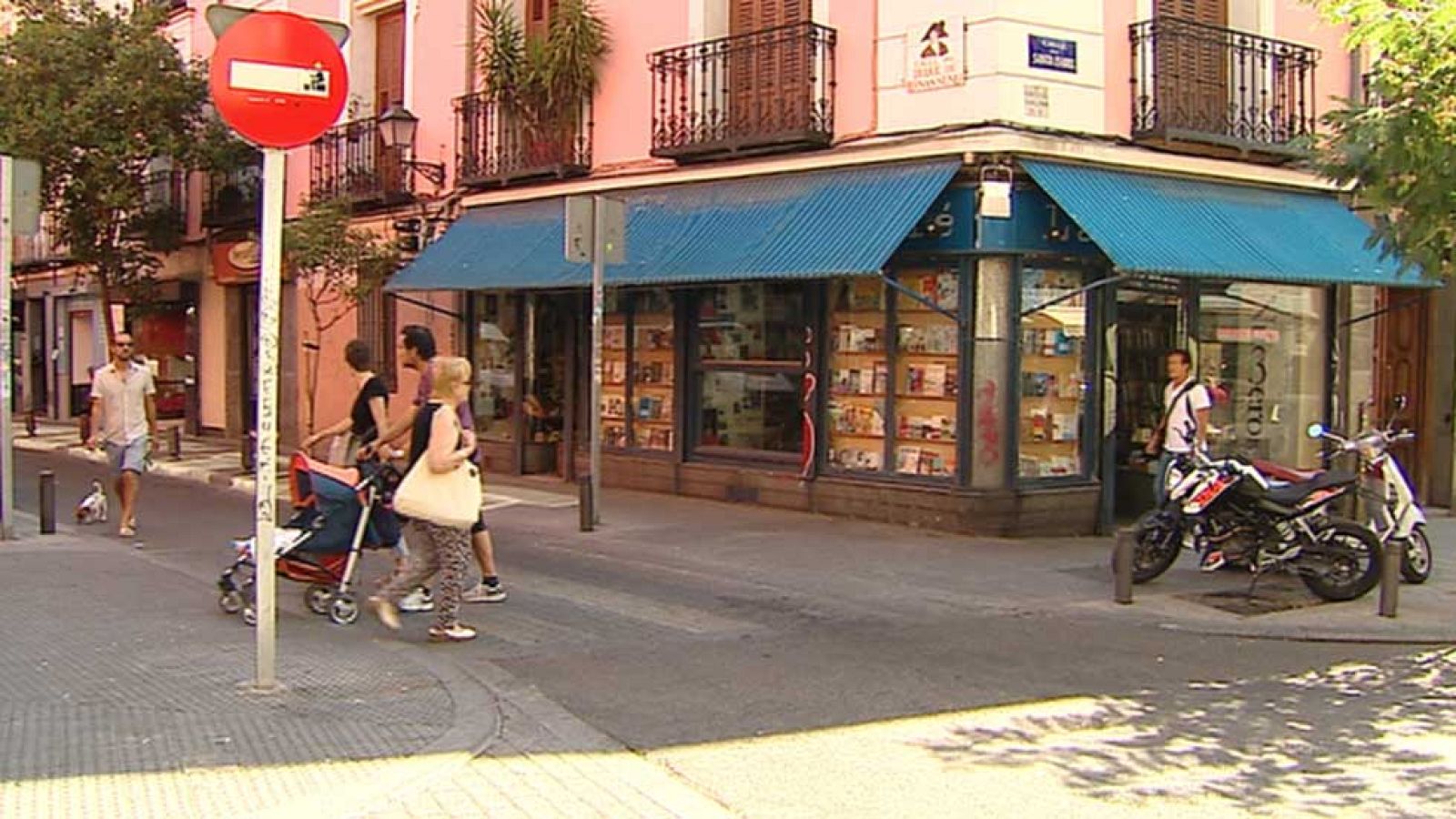 Cierra la mítica librería "Negra y Criminal"
