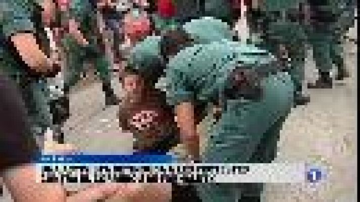 Informatiu Balear - Detenguda una activista en el correbou de Fornalutx