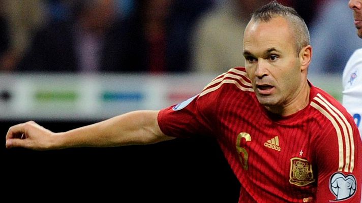Eurocopa - Iniesta pide que no se pite a Piqué