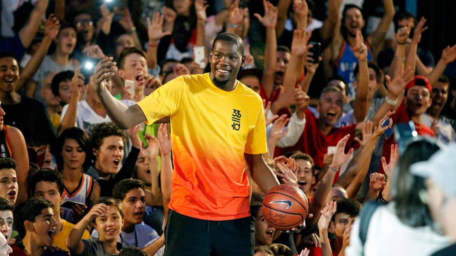 Kevin Durant no tiene favoritos para ganar el Eurobasket | Ver