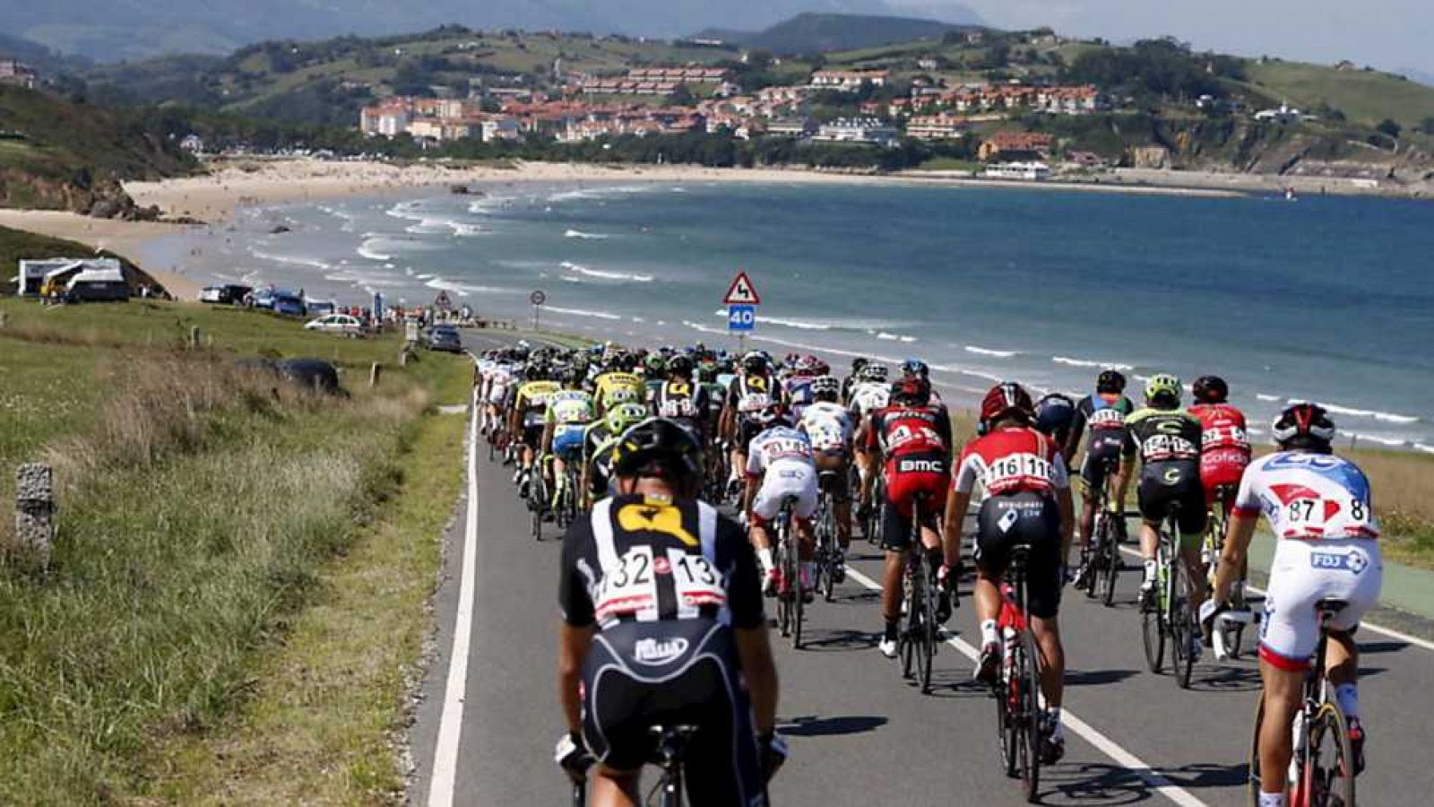 Etapa 15 - Vuelta Ciclista a España 2015: Comillas - Sotres. Cabrales.