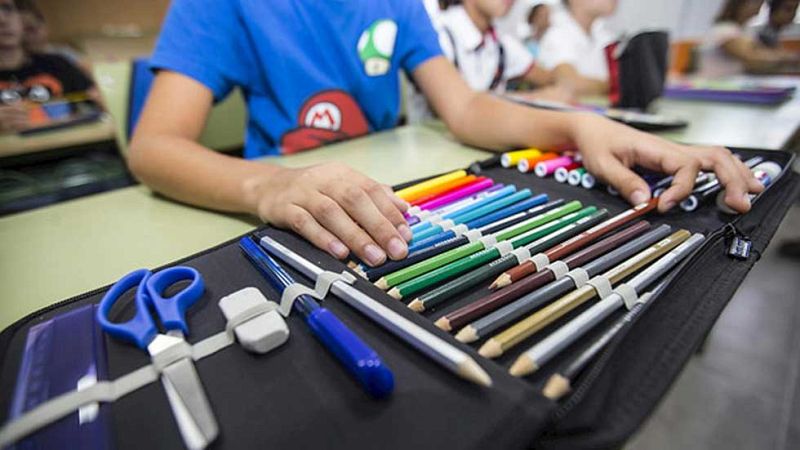 La vuelta al cole le supone al bolsillo de los padres unos 1800 euros