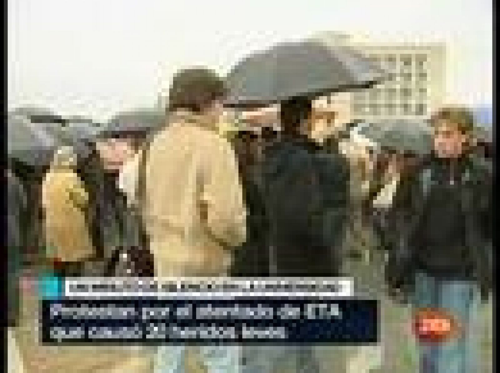 Los estudiantes de la Universidad de Navarra y del resto de centros de España han parado su actividad a las 12:00 para mostrar su repulsa al último atentado terrorista.