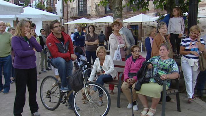 Telediario 1 - Los vecinos de Ezcaray, encantados con el éxito de 'Olmos y Robles'