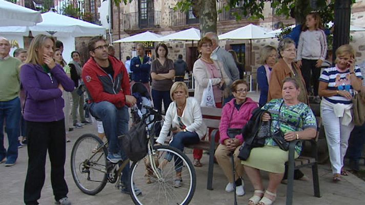 Telediario 1 - Los vecinos de Ezcaray, encantados con el éxito de 'Olmos y Robles'